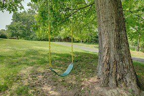 Lakewood Lodge Escape w/ Fire Pit