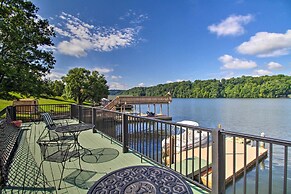 Lakewood Lodge Escape w/ Fire Pit