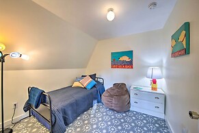 Boothbay Apt w/ Furnished Deck ~ 1 Mi to Bay