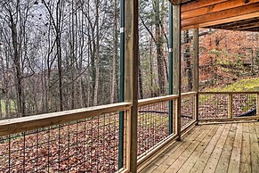 Cosby Cabin w/ Hot Tub ~ 18 Mi to Gatlinburg!