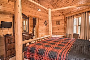 Cosby Cabin w/ Hot Tub ~ 18 Mi to Gatlinburg!