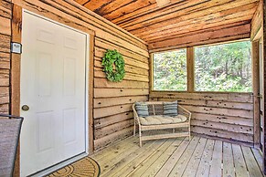 Bright Davis Escape w/ Screened-in Porch!