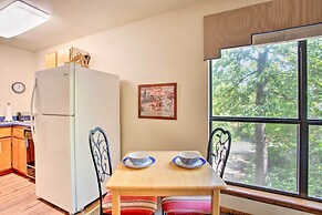 Bright Davis Escape w/ Screened-in Porch!