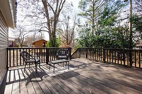 Charming Huntsville Home w/ Deck!