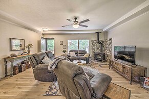 Peaceful Alto Home w/ Deck ~ 12 Mi to Ski Apache!