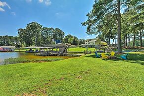 Beautiful Lakefront Retreat w/ Dock & Grill!