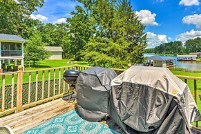 Beautiful Lakefront Retreat w/ Dock & Grill!