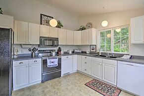 Anderson Island Retreat w/ Lakefront Deck & Canoe!