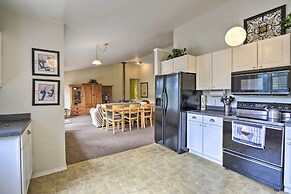 Anderson Island Retreat w/ Lakefront Deck & Canoe!