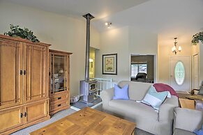 Anderson Island Retreat w/ Lakefront Deck & Canoe!