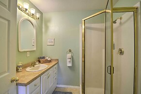 Anderson Island Retreat w/ Lakefront Deck & Canoe!