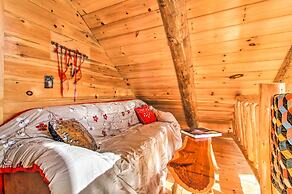 Chic Brandon Cabin w/ Pool, Hot Tub + Sauna!