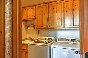 Brian Head Cabin Minutes From Slopes w/ Game Room!