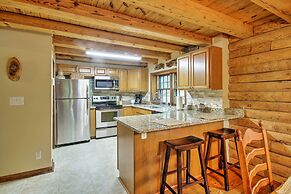 Family-friendly Massanutten Log Home w/ Views!