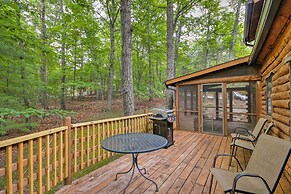 Family-friendly Massanutten Log Home w/ Views!