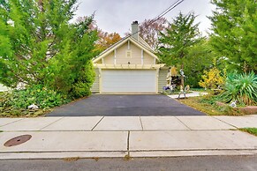 Charming Bay Head Retreat - Half-mi to Beach!