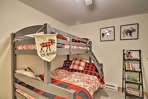 Cozy Mountain Getaway w/ Ski Shuttle Access!