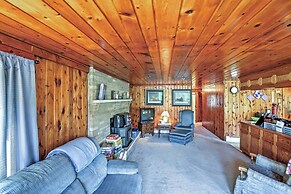 Cozy Lakefront Hale Cabin w/ Access to Boat Ramp!
