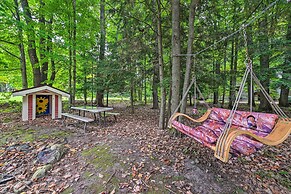 Bellaire Ski Escape ~ 1 Mile to Schuss Mountain!