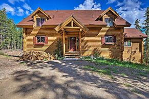 Expansive Alma Cabin w/ Hot Tub & Mountain Views!