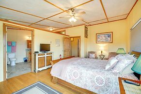 Cozy Medina Vacation Rental in Texas Hill Country