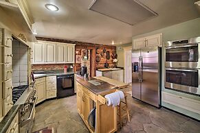 Historic Virginia Wine Country Villa w/ Pool, Yard