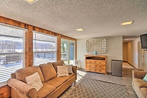 'fish House' w/ Deck, Fire Pit & River Views