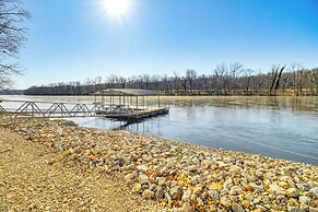 'fish House' w/ Deck, Fire Pit & River Views