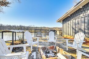 'fish House' w/ Deck, Fire Pit & River Views