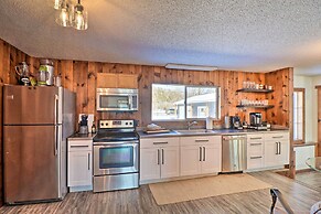 'fish House' w/ Deck, Fire Pit & River Views