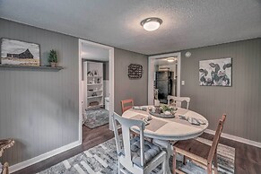 Damascus Cottage w/ Fire Pit - 1 Mi to Trails