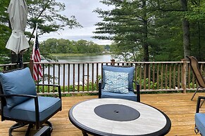 Fish, Hike & Hunt: Lakeside Newaygo Cottage