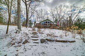 Fish, Hike & Hunt: Lakeside Newaygo Cottage