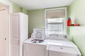 Harrison Family Home w/ Grill - Near Downtown!