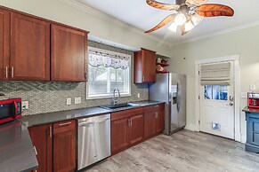 Harrison Family Home w/ Grill - Near Downtown!