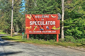 Speculator Cottage ~ 2 Mi to Oak Mountain Skiing
