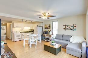 Cozy Delafield Apartment - Walk to Lake!