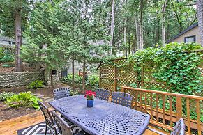 Lakefront Plymouth Cottage w/ Private Hot Tub