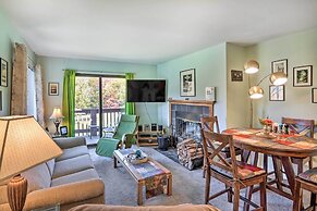 Comfortable Dover Apartment: Walk to Mt Snow!