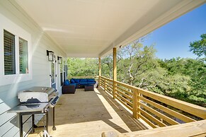 Lovely Bay St Louis Retreat w/ Dock & Canal Access