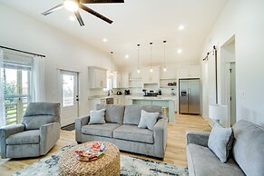 Lovely Bay St Louis Retreat w/ Dock & Canal Access