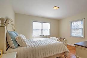 Williams Bay Retreat: Walk to Lake Geneva & Town!