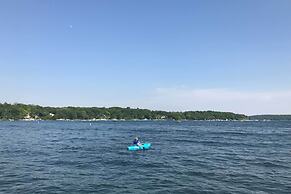 Williams Bay Retreat: Walk to Lake Geneva & Town!