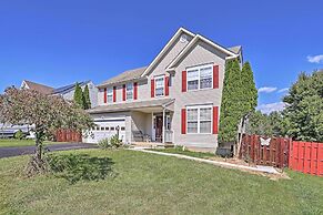 32 Mi to DC: Lower-level Woodbridge Apt w/ Patio!