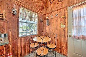 Hand-built 'black Fork Cabin 2' w/ Fire Pit!