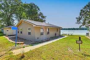 Montello Cabin on Buffalo Lake w/ Dock & Fire Pit!