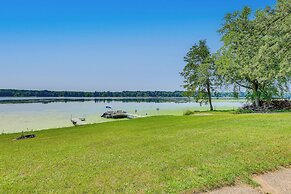 Montello Cabin on Buffalo Lake w/ Dock & Fire Pit!