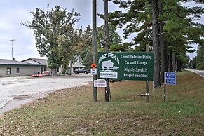 Montello Cabin on Buffalo Lake w/ Dock & Fire Pit!
