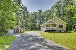 Maine Cottage w/ Dock & Kayaks, Near Augusta!