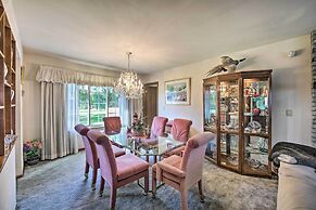 12 Mi to Hersheypark: Family Home w/ Deck!